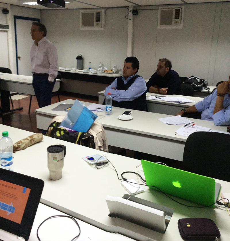 taller de comunicacion para supervisores komatsu marzo 2015