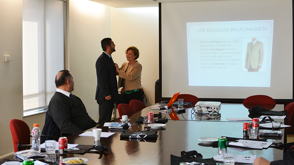 taller de imagen corporativa larrain vial septiembre 2015